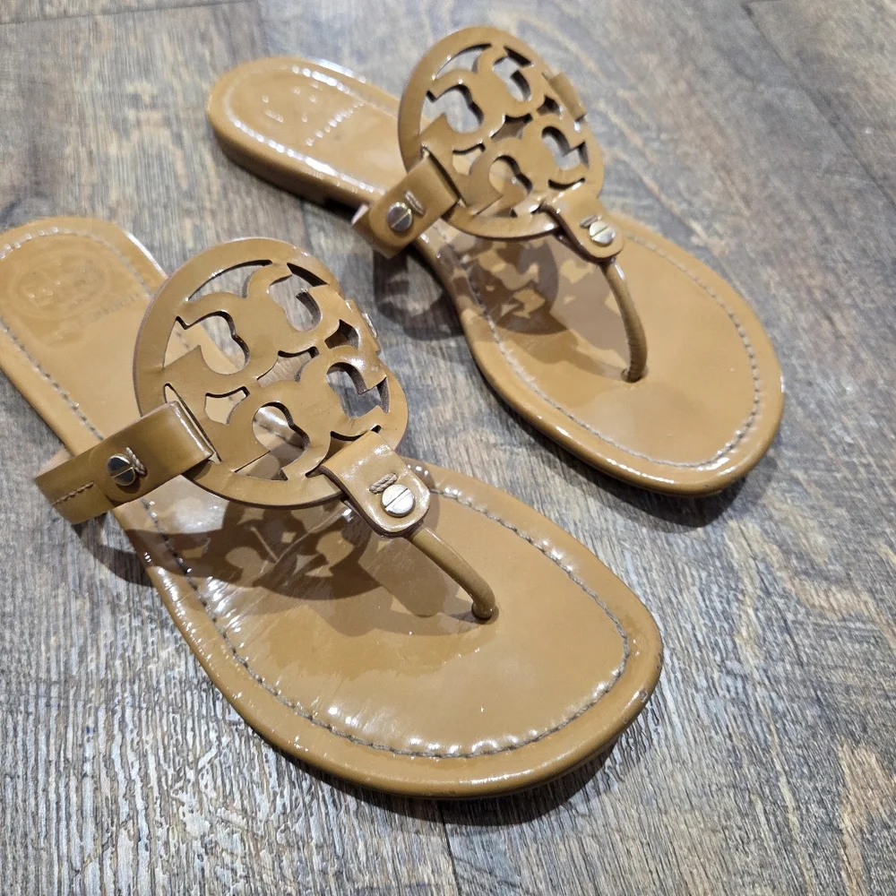 Tory Burch Miller Thong Sandals 8.5 - Picture 10 of 13